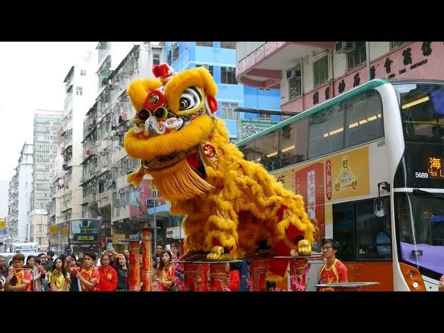 Chinese New Year Lion Dance in Hong Kong — The Heartbeat of Spring Festival