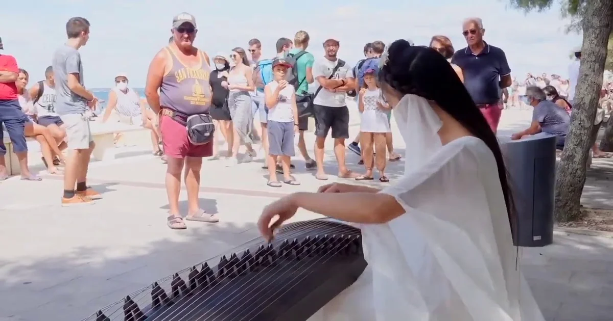 Guzheng — The Chinese Zither With 2,500 Years of Elegance